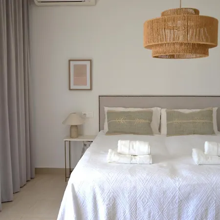 Bed and breakfast Sol Y Cielo *